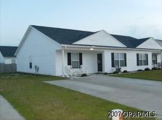 1113 A Nicklaus Dr, Greenville, NC 27834