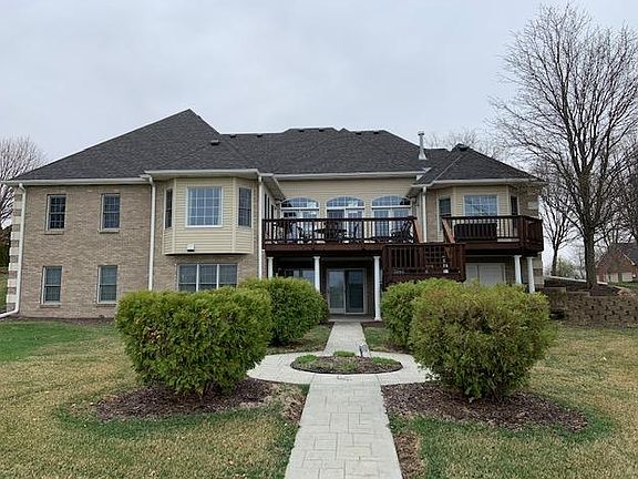 4th image of 8830 Oakmont Dr