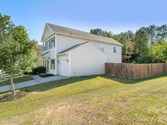 3rd image of 1491 Hyacinthia Ln