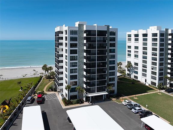 3rd image of 631 Alhambra Rd APT 801