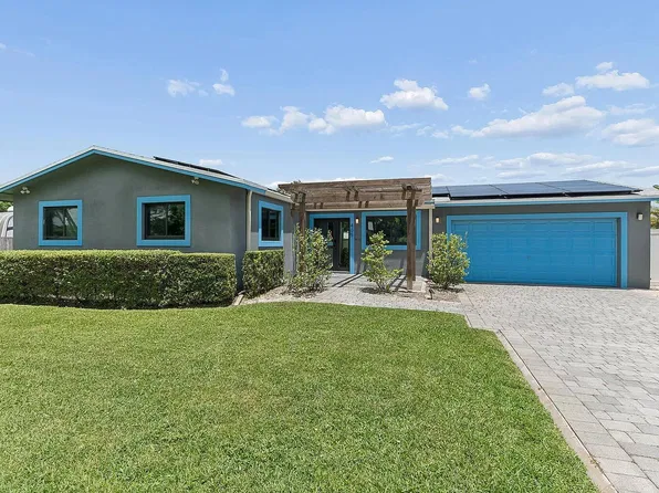 405 Chapel Hill Boulevard, Boynton Beach, FL 33435