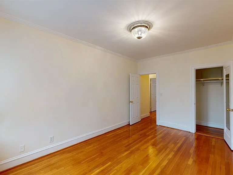 311 Tappan St #3 — Photo 33