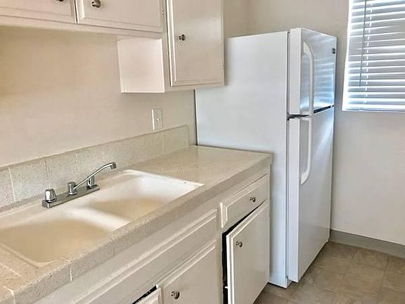 3rd image of 6164 Aldama St APT 22