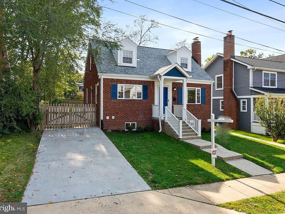 1st image of 5316 5th St N