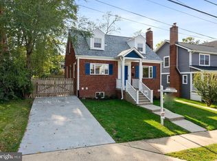 5316 5th St N, Arlington, VA 22203