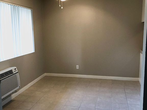 3rd image of 780 W Glentana St APT 29