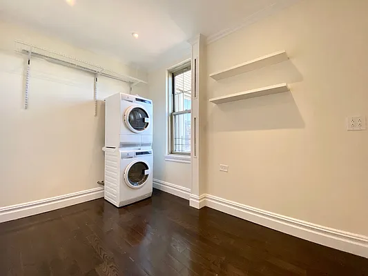 Rented by Douglas Elliman | media 21