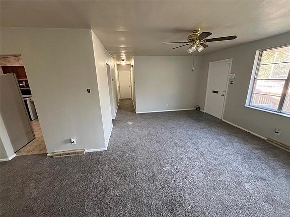 4th image of 3101 Myrtle Ave