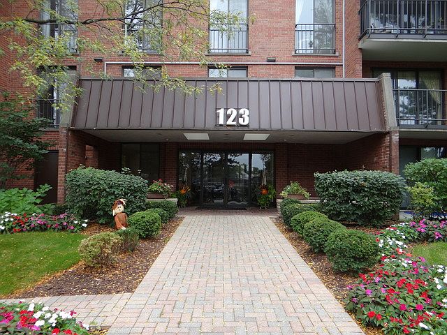 1st image of 123 Acacia Cir APT 412
