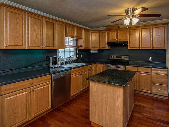 4th image of 662 Oneta Dr
