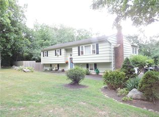 22 Pell Mell Dr, Bethel, CT 06801