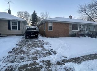 1015 18th St, North Chicago, IL