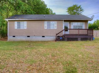 911 Knights Hill Rd, Camden, SC 29020