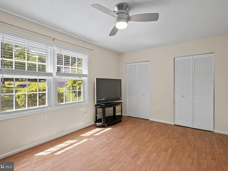 4650 Palomino Ct — Photo 25