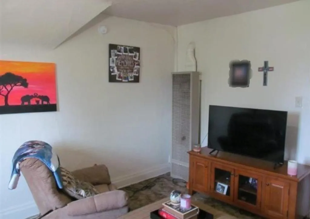 411 S Simon St APT 5 photo 1