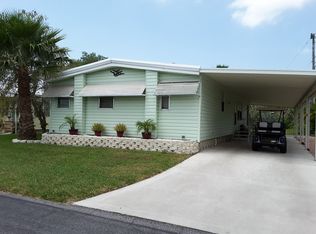 32 Castle Dr, Nokomis, FL 34275