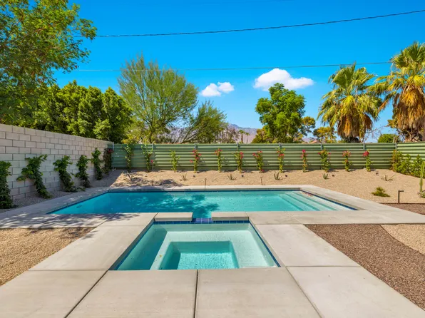 1995 Lawrence St, Palm Springs, CA 92264