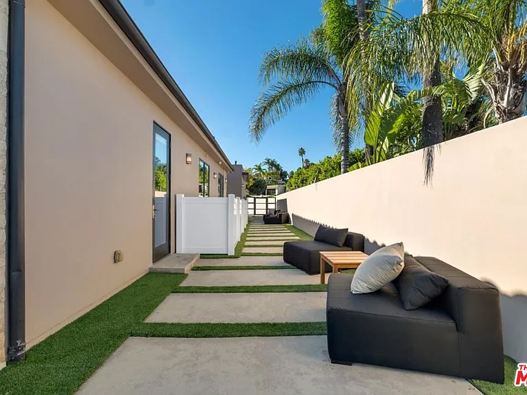 3116 Elvido Dr — Photo 36