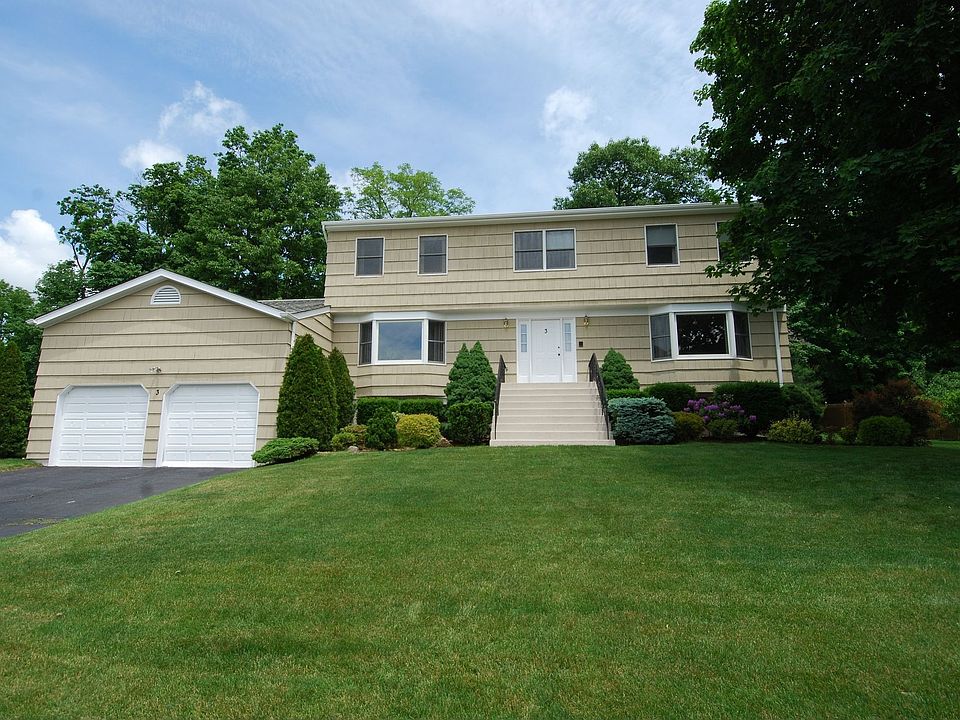 3 Sunrise Ln, Scarsdale?