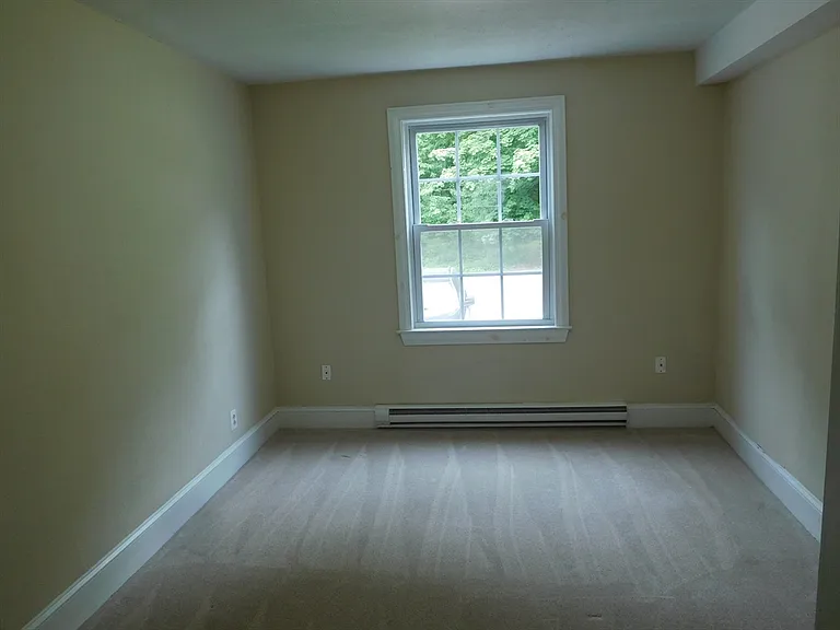 80 Carmel Rd #3 — Photo 11