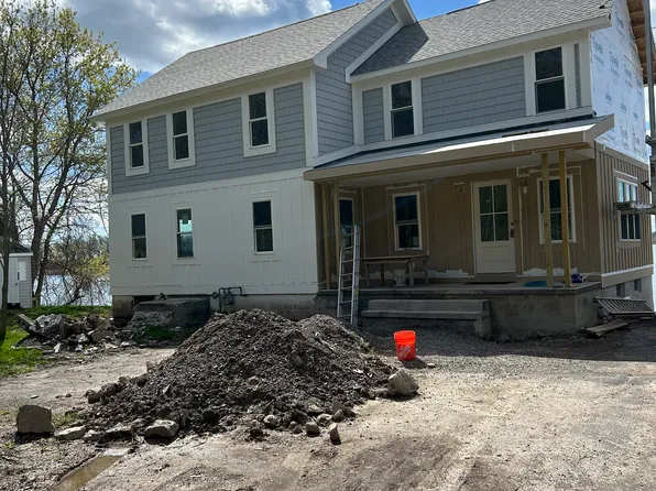 6391 Willard St, Cayuga, NY 13034