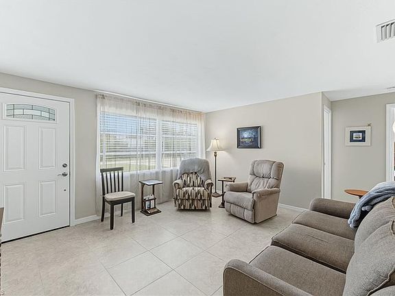 5th image of 27051 Sun Aqua LN