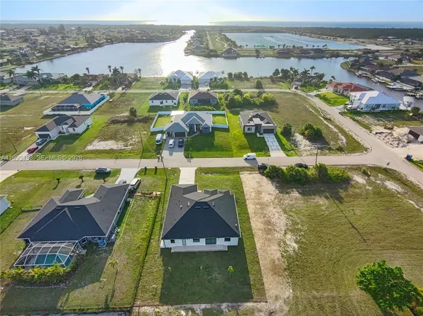3539 NW 41st Pl, Cape Coral, FL 33993