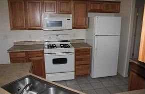 3rd image of 6944 E Sandhurst Dr