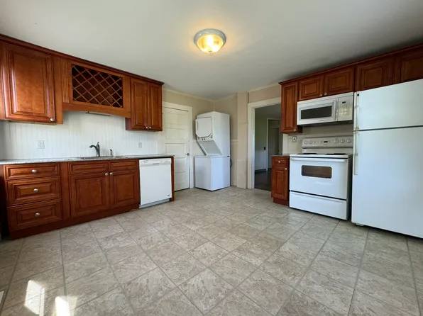 46 Old Amherst Road - 1