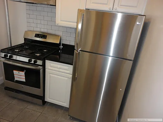 Rented by Sovereign Associates | media 34