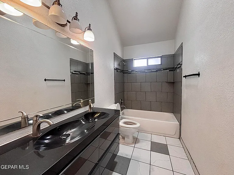 11670 Rufus Brijalba Dr — Photo 17