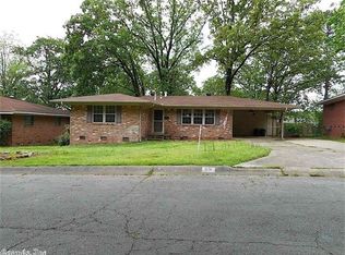 13 La Vista Dr, North Little Rock, AR 72118