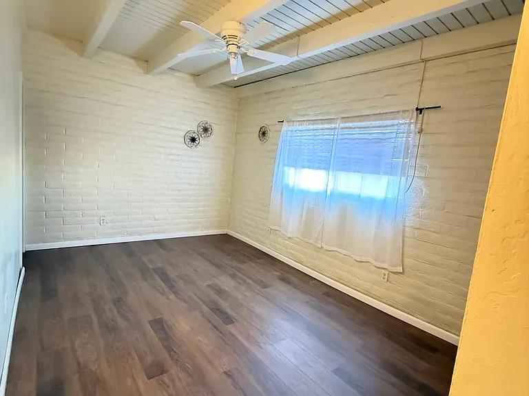326 N Norris Ave — Photo 17