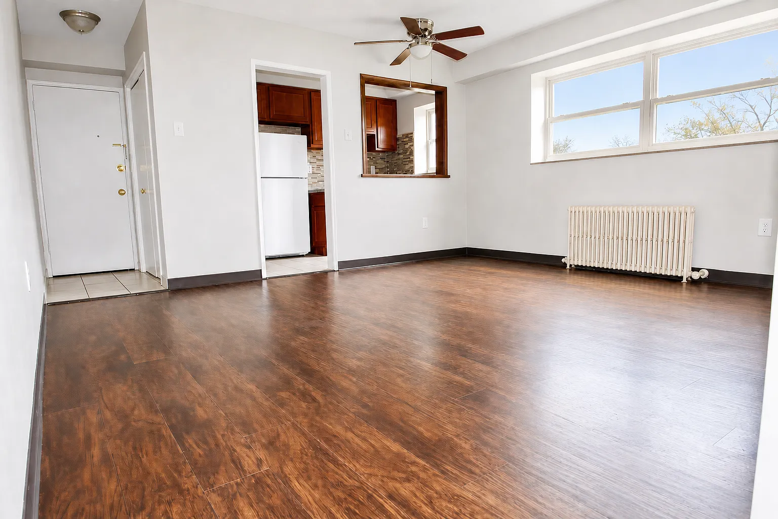 1 bed, 800 sqft, $920 — Photo 2