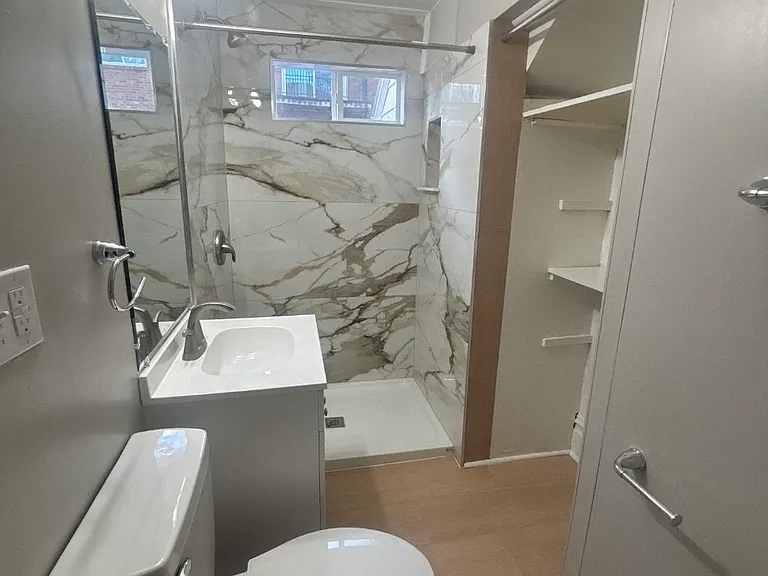 922 N Church St #1 — Photo 3