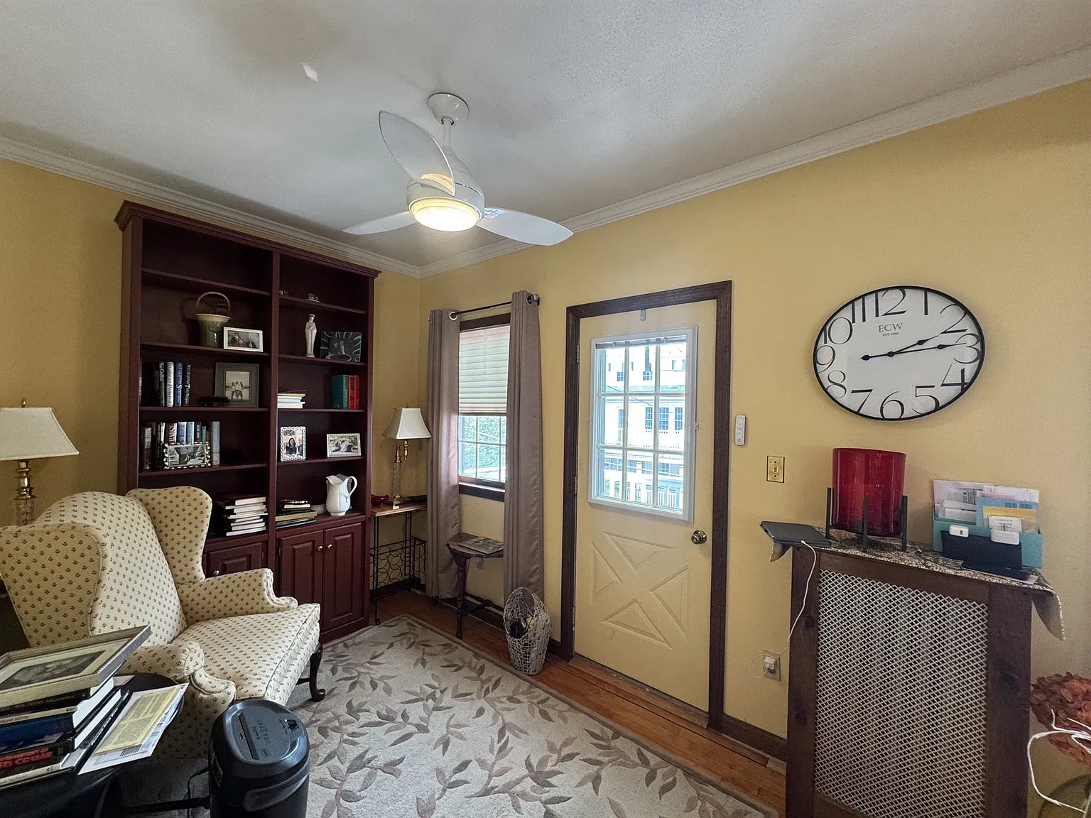 24 Stoughton St — Photo 3