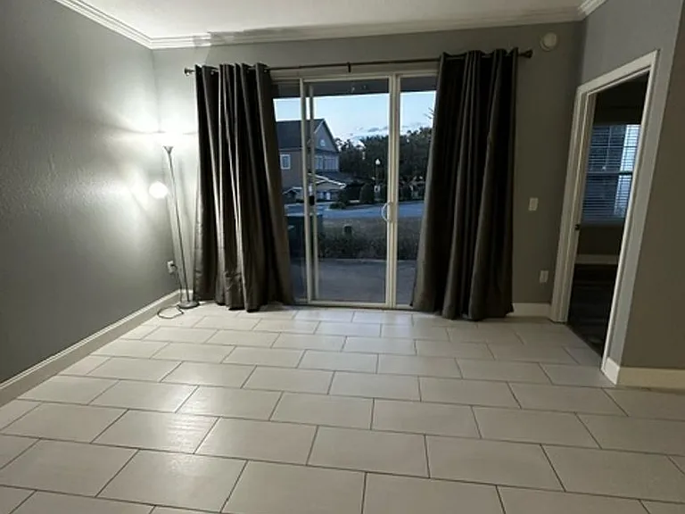 2801 Chancellorsville Dr #112 — Photo 3