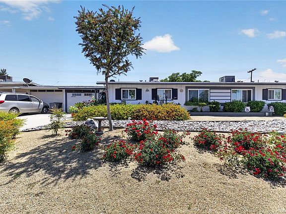 4th image of 26381 Cherry Hills Blvd