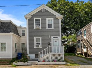 16 Pearl St, Newport, RI 02840
