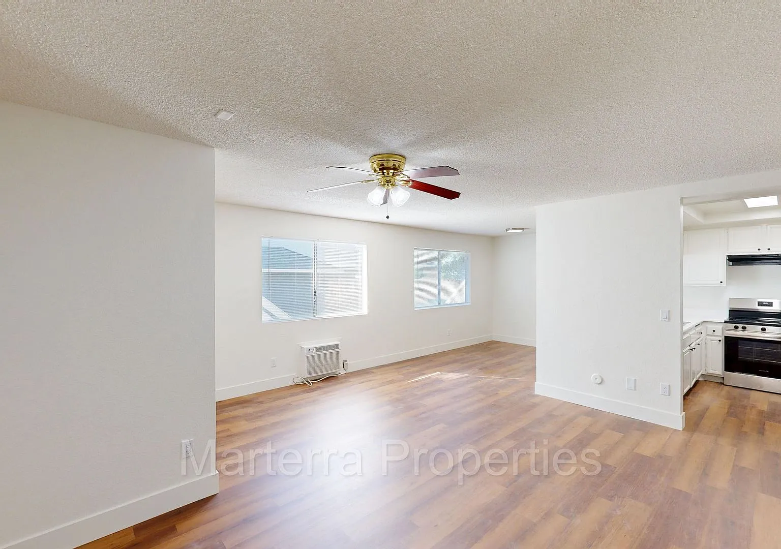 5882 Western Ave — Photo 4