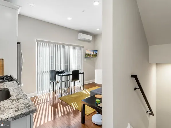 620 E Flora St #1, Philadelphia, PA 19125