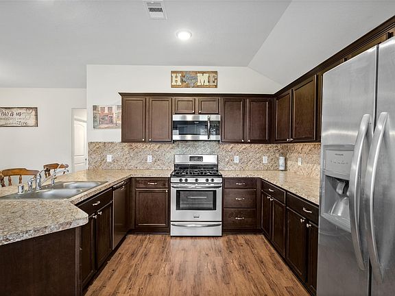 2nd image of 5438 Dovetail Arbor Trce