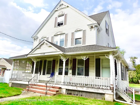 10 Water Street, Englishtown, NJ 07726