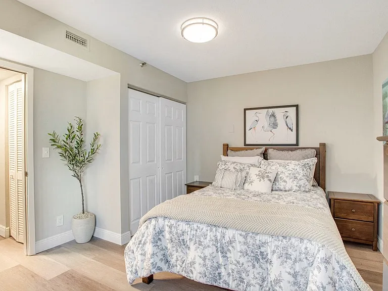 Aventine at Lantana - 55+ Active Adult Apartments — Photo 17
