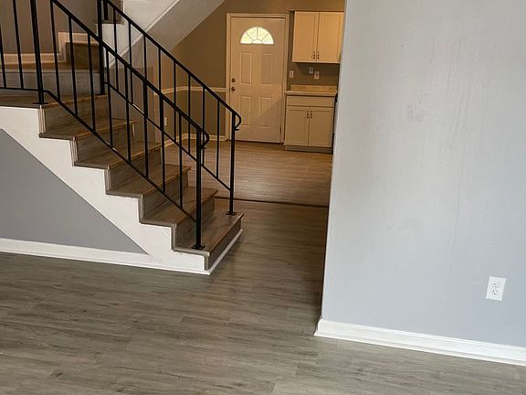 3rd image of 2720 Evans Mill Dr #1