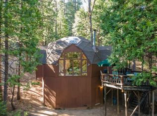 997 Yuroc Dr, Arnold, CA 95223