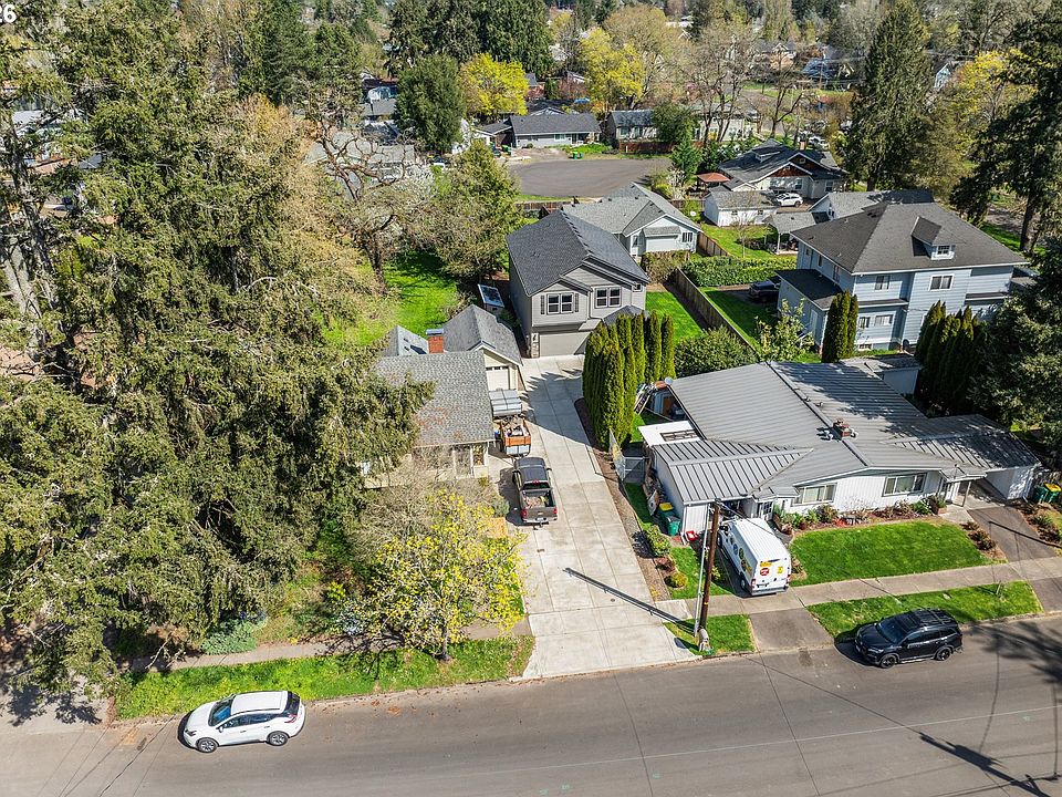 1st image of 1631 22nd Ave