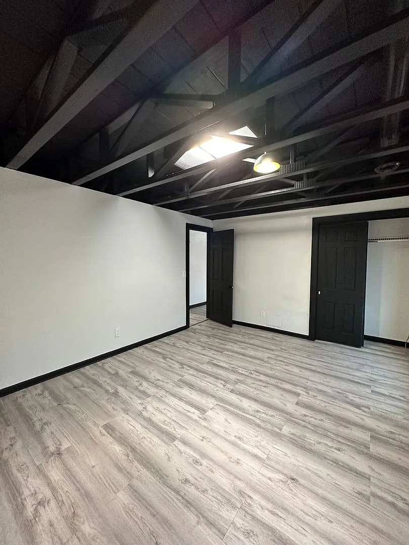 4630 W North Ave — Photo 2
