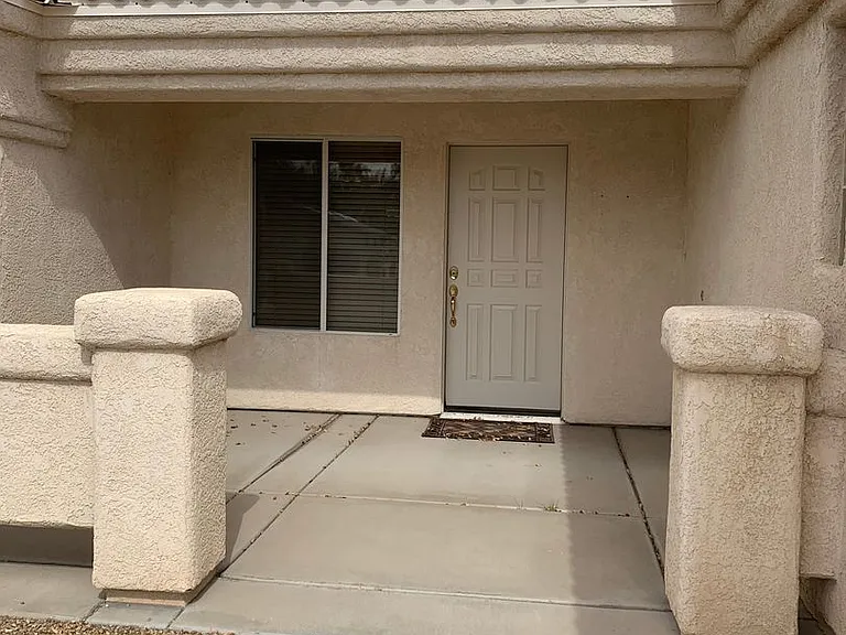 3301 Tolteca Dr — Photo 4