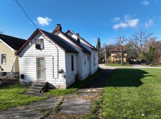 334 S 7th St, Saginaw, MI 48601